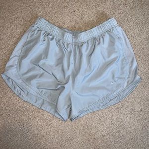 Nike Shorts Size L